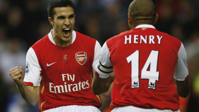 《电竞行业的“软实力”培养：团队合作与心理素质》，电竞团队科普