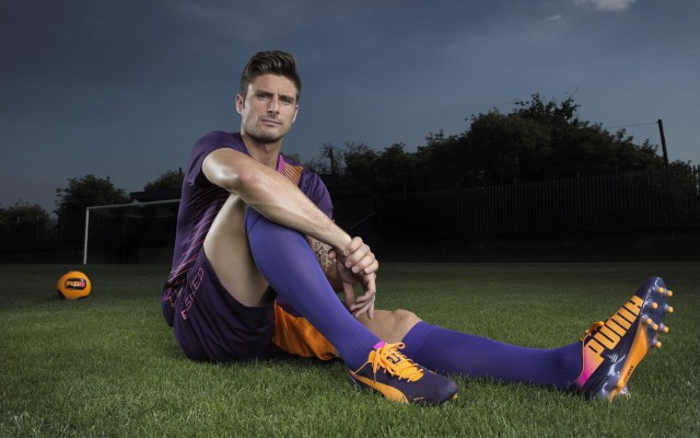 吉达联合防线失误致关键失球，吉达f1