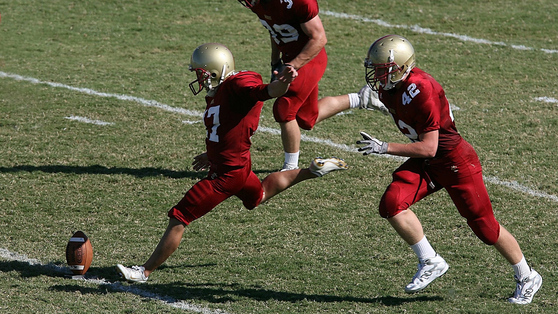 全国足球青训项目融合国际先进理念，全面提升少年队伍竞争力，中国足球青训计划